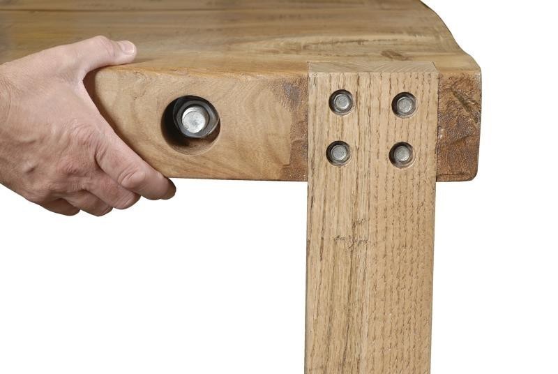 Thick Top Elm Table: Detail of jointing of the boards
